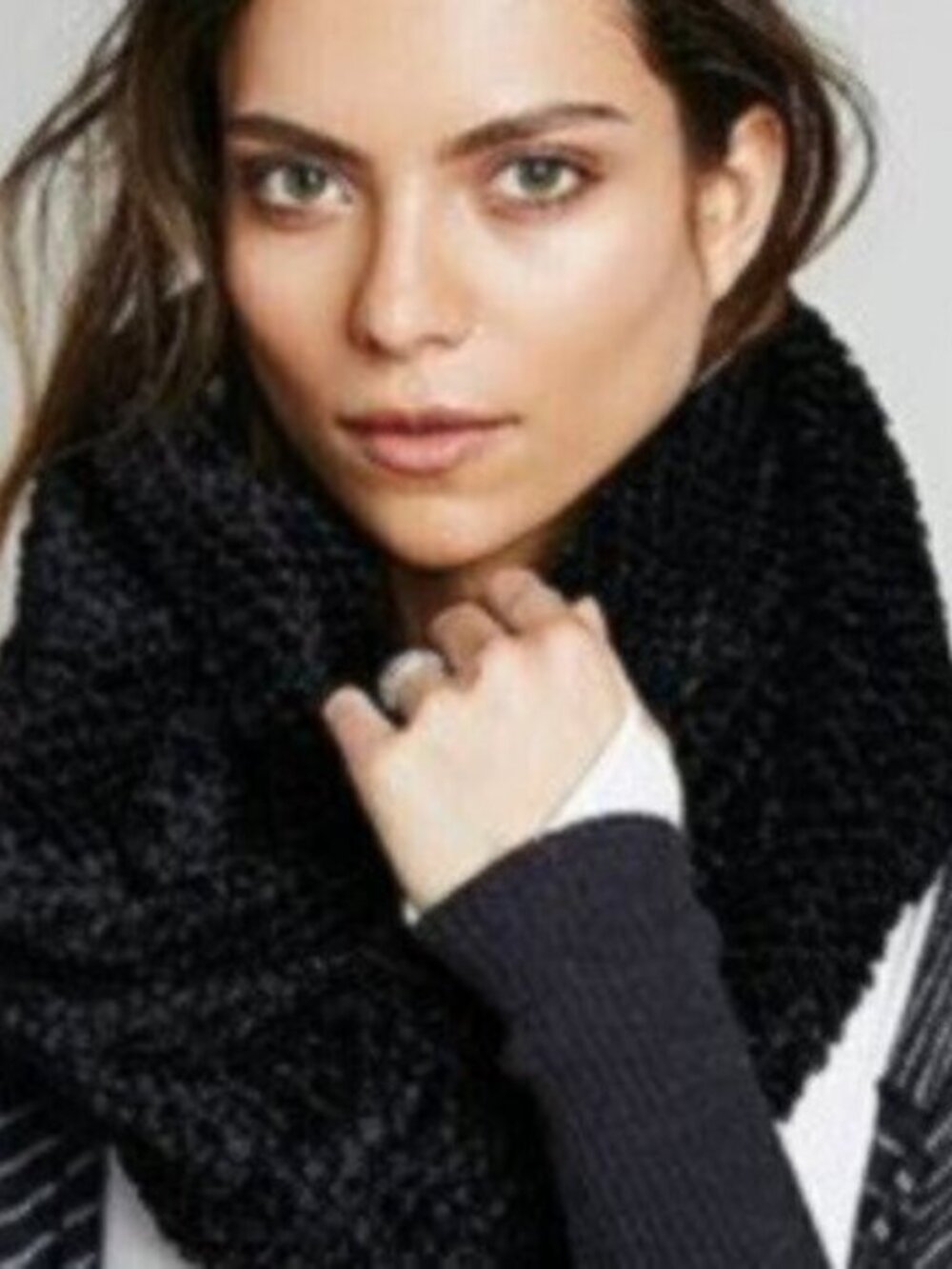 Free People Faux Fur Loop Scarf - new with tags